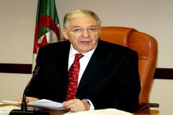 ولد عباس يفتح أبواب الأفلان لرجال الأعمال بشروط