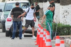 بالصور.. بن عيادة يلتحق بتربص الخضر بسيدي موسى