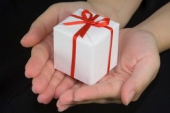 دخل إلى محل لشراء هدية فتورّط في قضية سرقة