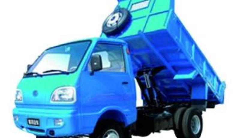 شاب يقود شاحنة ''خردة'' ويدهس تلميذة في وهران