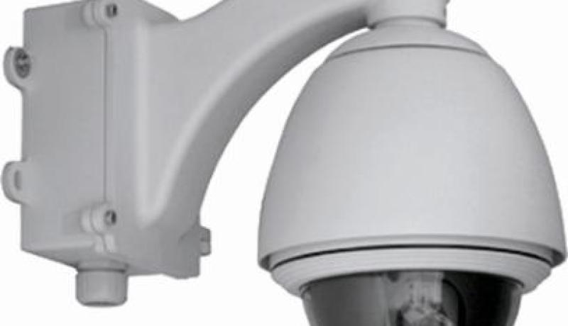 كاميرا الطريق السريع تكشف اعتداء شيخ على قاصر جنسيا