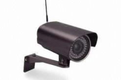 كـاميـرا مراقبـة تكشـف كهـلا سـرق محـلا في برج بوعريريج