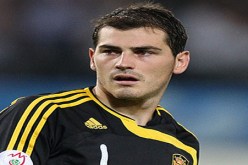 كاسياس ينشر قميصه الجديد عبر الفايس بوك