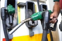 بالفيديو.. سائق سيارة يتسبب بإنفجار محطة للوقود