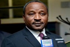 وزير الداخلية النيجري يشيد بريادة الجزائر في مجال مكافحة الإرهاب