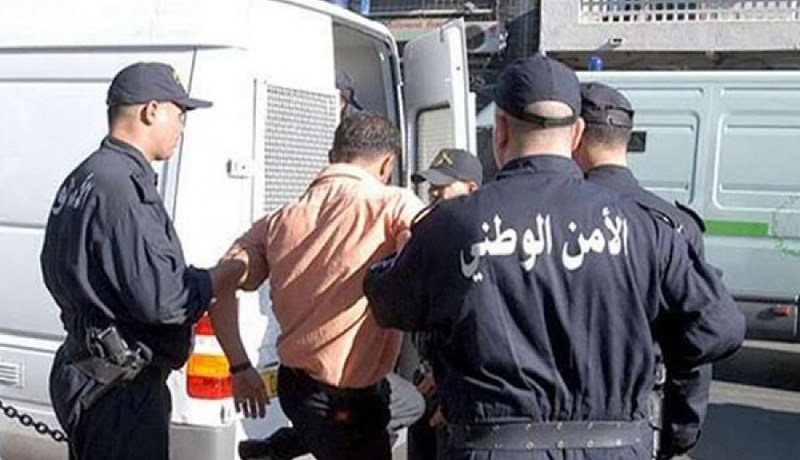 تفكيك شبكة وطنية لسرقة المركبات وحجز 4 مسدسات في باتنة