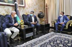 بالصور.. وصول الفريق الجزائري المكلف بإصلاح خلل محطة توليد الكهرباء بطرابلس