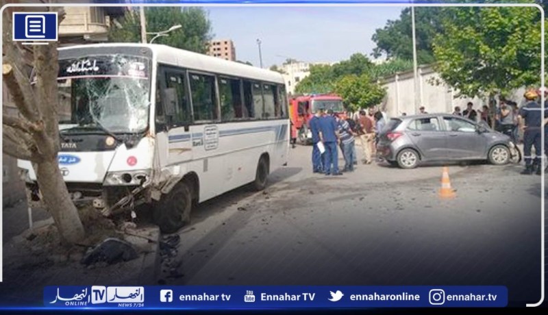 جيجل.. إصابة 10 نساء وطفل في حادث مرور خطير بشارع المجاهدين