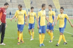 بارادو يستقبل منافسيه على ملعب عمر حمادي