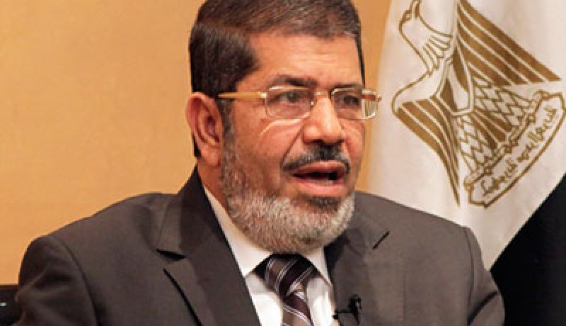 باريس تدعو مرسي الى اقرار التوافق في مصر