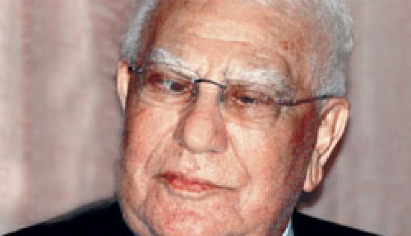 الشاذلي بن جديد وأرملة بيطاط