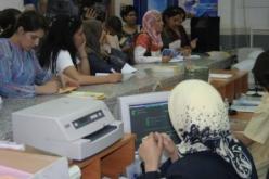 موظفون يطلبون المبارزة مواطنون يسبّون أمام الملأ والله آخر ما يُذكر في هذه المجالس