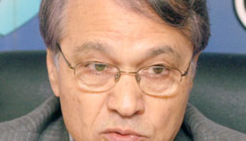 مداخيل الجزائر من صادرات المحروقات فاقت 8 مليار دولار أمريكي