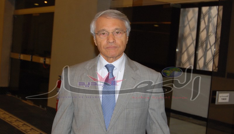 شكيب خليل دفع 30 مليــار سنتيــم لصـديقـه الأمريكي لإعــداد قانــون غير صـالح