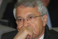 شكيب خليل غير مسؤول عن قطاعه
