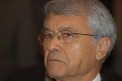 شكيب خليل يرد استمرار ارتفاع أسعار البترول الى عوامل جيوسياسية ومناخية