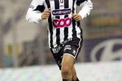 سأرسل وثائقي إلى الفاف نهاية الأسبوع وأنتظر لقاء سعدان