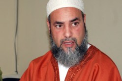 حديث الإثنين  : القاديانية والإنجليز