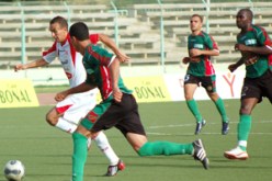 فيما أكد استعداده لمواجهة الاتحاد في بولوغين…عمروس يمنح الصكوك للاعبيه عشية الداربي
