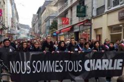 عشرات الآلاف يتظاهرون ضد الإرهاب في فرنسا