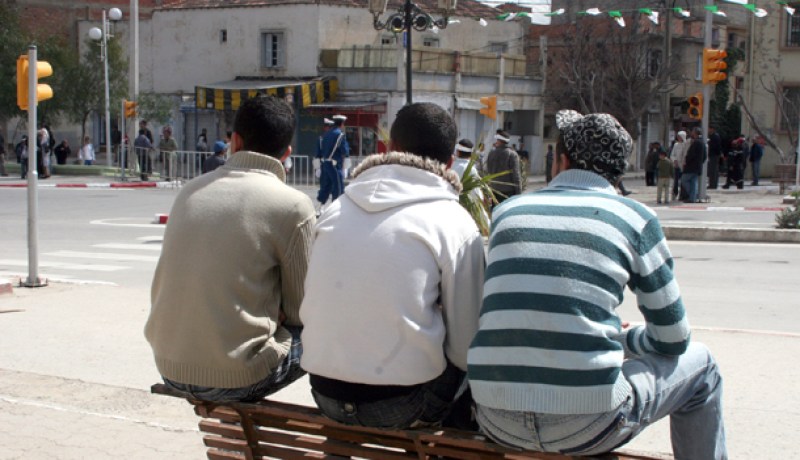 05 مليــون سنتيم لتــأجير محلات تجاريـة للبطالين