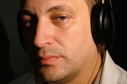 يؤدي فيه لأول مرة أغنية قبائلية :”النهار” تنفرد بتفاصيل جديد الشاب عباس “عليك انتيا نفورني” و “عدويا jaloux”!