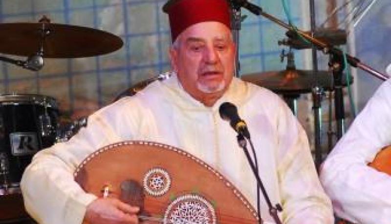 صادق الرئيس 45 سنة