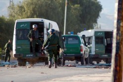 65 موقوفا سيمثلون أمام العدالة الاثنين القادم بالشلف:اللجنة المكلفة بدراسة ملف السكنات الجاهزة تشرع في دراسة الملفات وتقديمها لبلخادم هذا الأسبوع