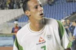 شراد يمضي عقده و يعد الأنصار بالأهداف