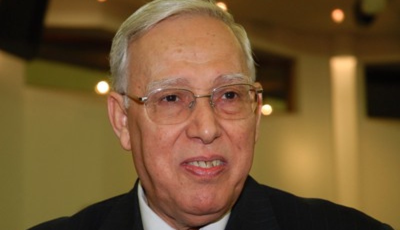 شريف عباس‮ ‬يعطل فيلم بلقاسم‮ ‬