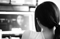 بعد 10 سنوات من اختفائها العثور على فتاة مفقودة في مقهى للانترنت