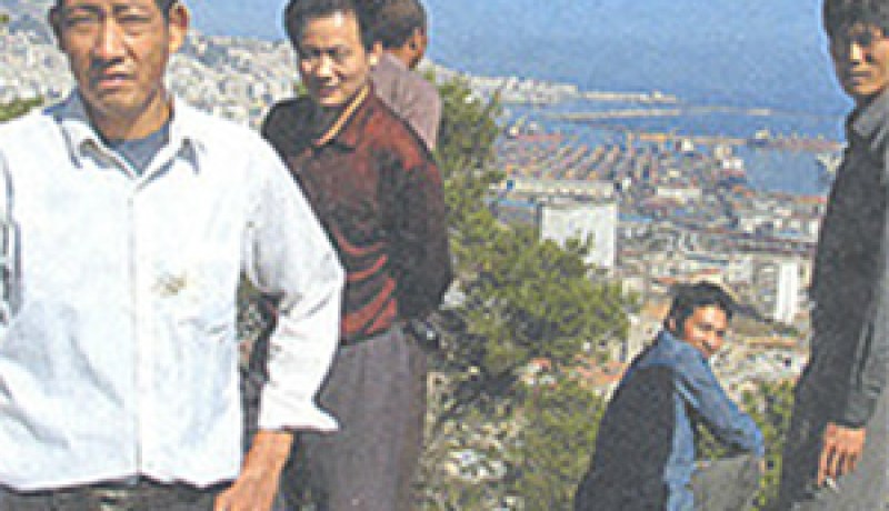 القانون المتعلق بشروط دخول الأجانب وإقامتهم وتنقلهم يدخل حيز التنفيذ…عقوبات قاسية على من يسهل دخول “الحراڤة” الأجانب وبحوزتهم أسلحة وأجهزة اتصالات