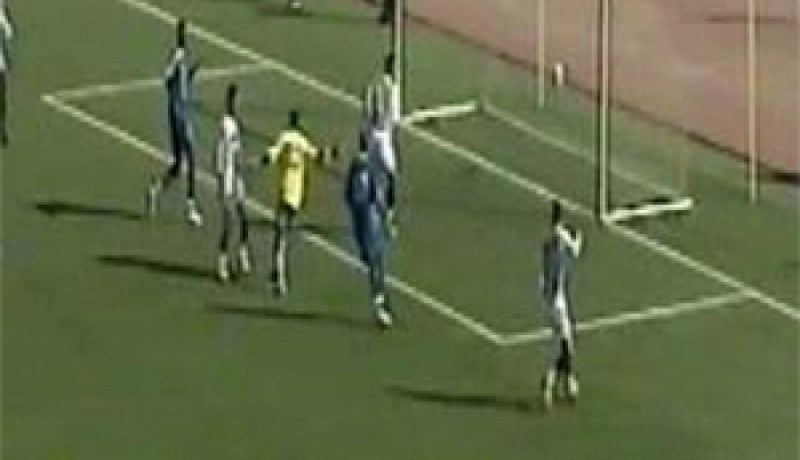 الشلف تفوز وديا أمام الخميري التونسي : حاجي يصايب ويحدث طوارئ