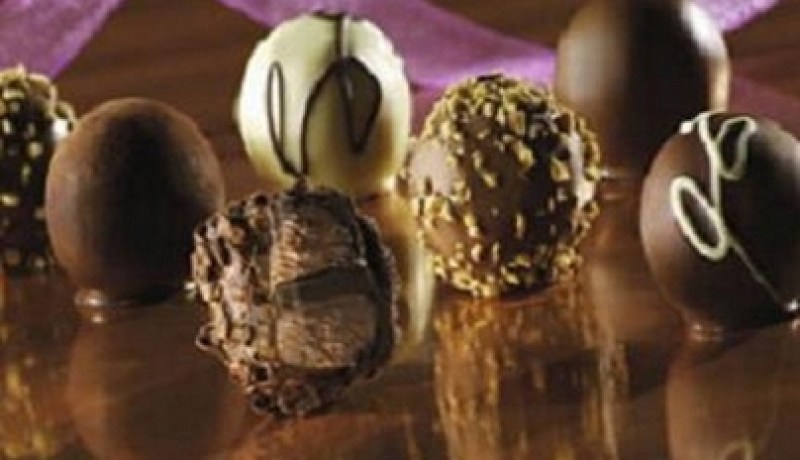 تناول الشكولاطة بكميات قليلة يقي من الأزمات الصحية