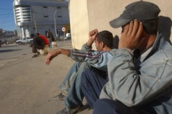 عين الدفلى: شباب تعبث بأحلامه الهجرة..و يفترسه الانحراف