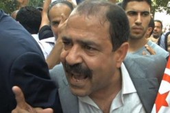 تونس: بلعيد اغتيل لانتقاده مشروع المحجبات الصغيرات