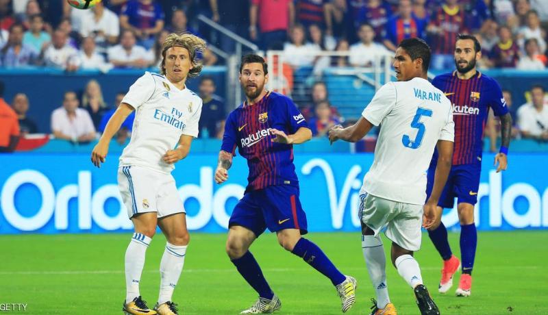 برشلونة يقهر ريال مدريد في كلاسيكو ودي مثير