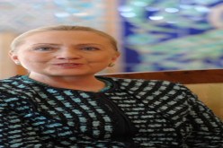 كلينتون تفضّل الإستماع إلى الشباب..