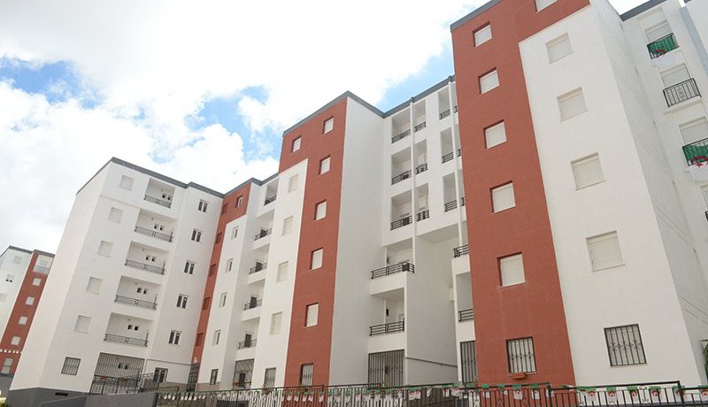 التزام حكومي بتسليم 1.6 مليون مسكن قبل 2019