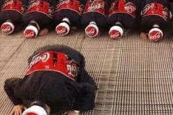 صورة إشهارية لـ كوكا كولا تسيء للمسلمين