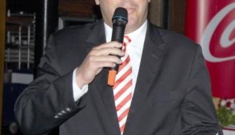 ''علاقتنا مع الحاج ''روراوة'' جد طيبة وعقد تمويل محاربي الصحراء لازال ساري المفعول''