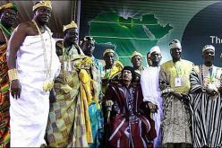 سقط زعيم القبائل “معمر القذافي” فحدث انقلاب في مالي