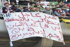 أنصار الخضر ينقلون احتجاجات السكن إلى تونس