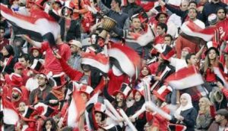 80 مليون مصري يريدون الدخول إلى ملعب القاهرة ضد الجزائر