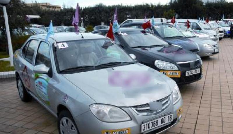 توقيف منح البطاقات الصفراء للزبائن لعدم اعتماد وزارة الصناعة الوكلاء