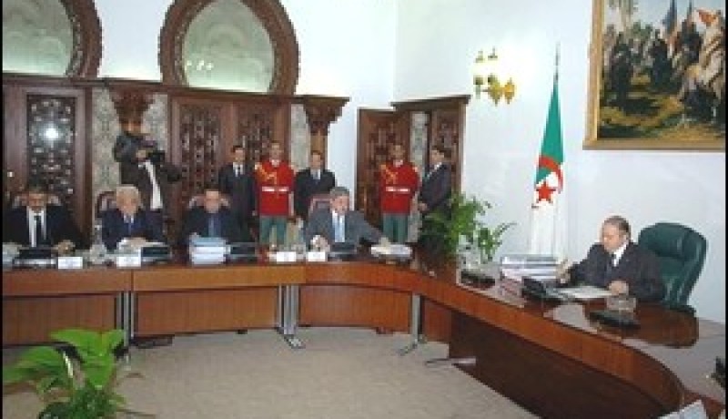 بوتفيلقة يحدد جدولا زمنيا لتنفيذ الإصلاحات في سبتمبر المقبل