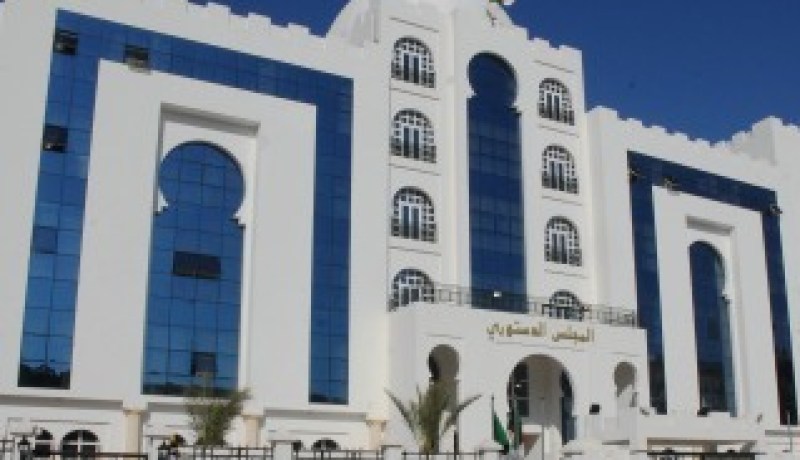 سرقة سيارة تابعة للمجلس الدستوري ووثائق للدخول إلى مؤسسات حساسة
