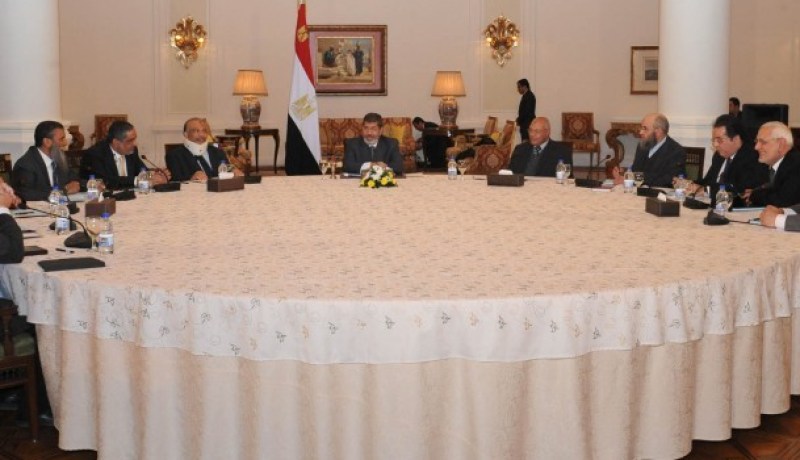 جلسة الحوار الوطني بمصر تنتهي بلجنة لتعديل الدستور