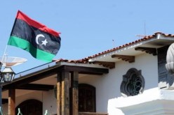 ليبيون يتظاهرون و يحاولون اقتحام البعثات الدبلوماسية لبلدهم في تركيا