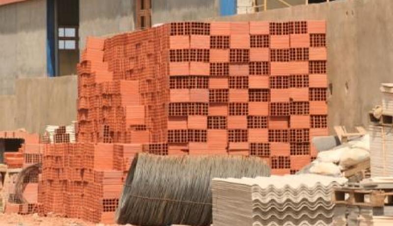 سبعة آلاف مؤسسة مقاولة غير شرعية و200 مشروع سيتوقف في 2009